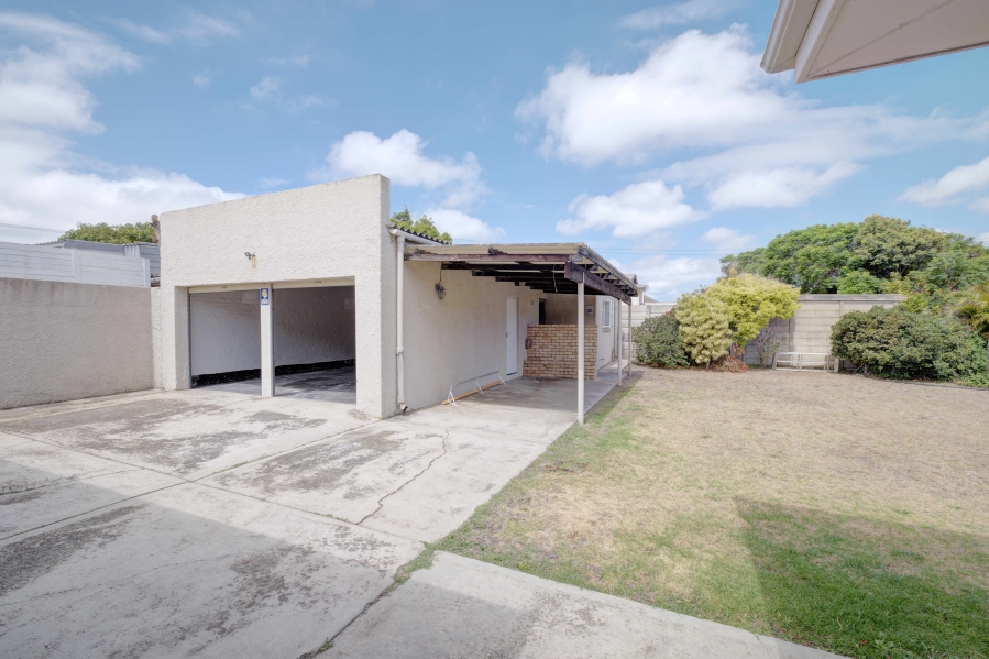 3 Bedroom Property for Sale in Newton Park Eastern Cape